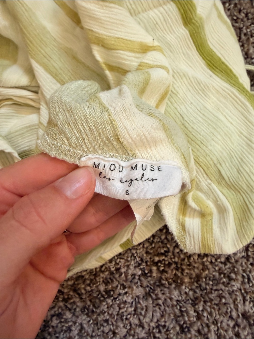 Women’s Green and White Striped Wrap Skirt - Lightweight Summer Style - Picture 5 of 9